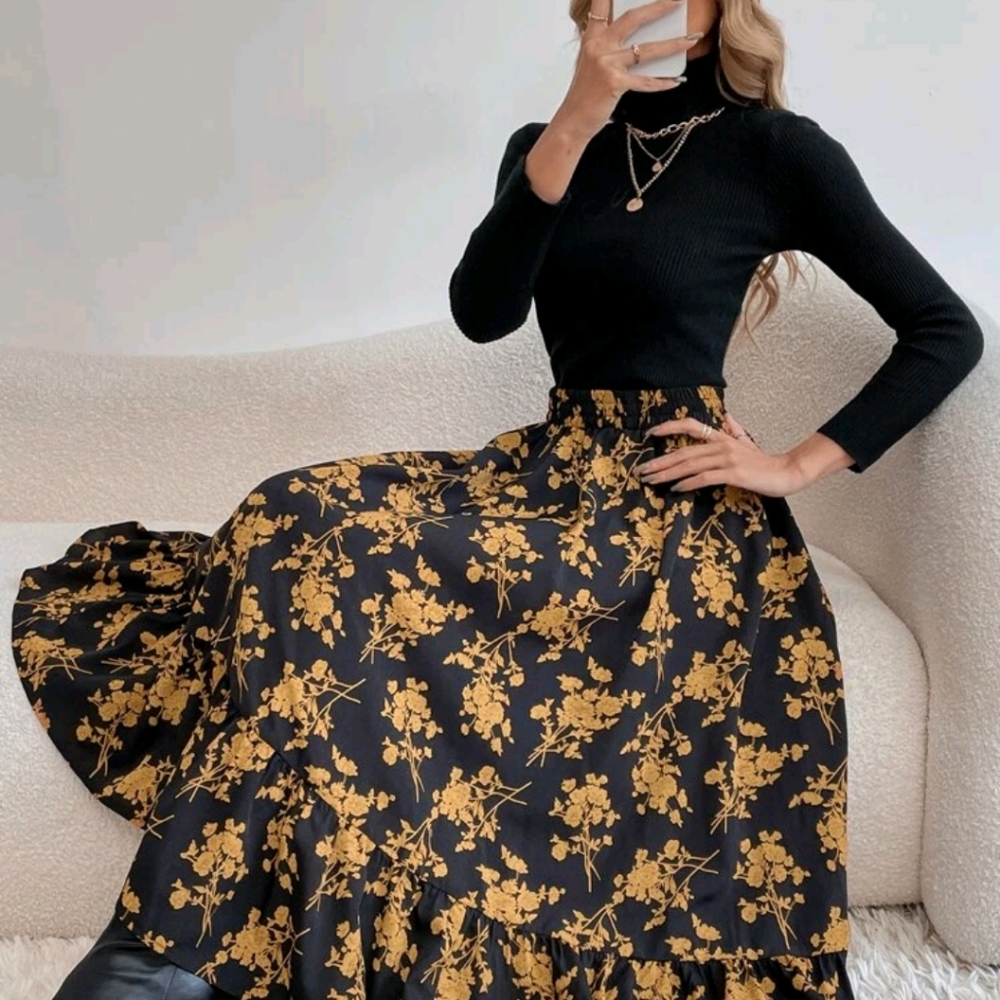 Long, beautiful floral skirt ruched hem